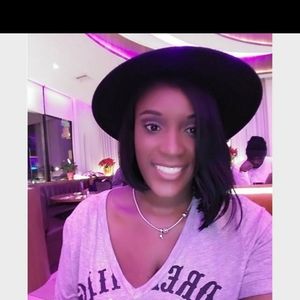 Meet your Posher, Lacey-ann